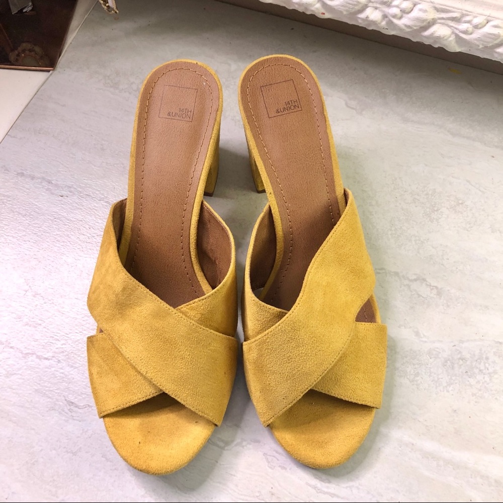 3/$20 14th & Union mustard yellow criss cross sandals
